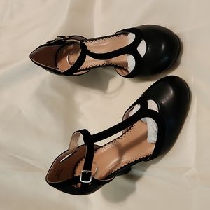 Fun t-strap heel